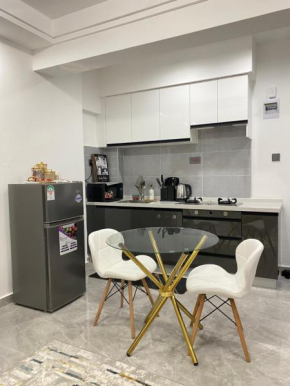 Cozy 1 bedroom in Nairobi Kilimani with Gym and fast Wi-Fi